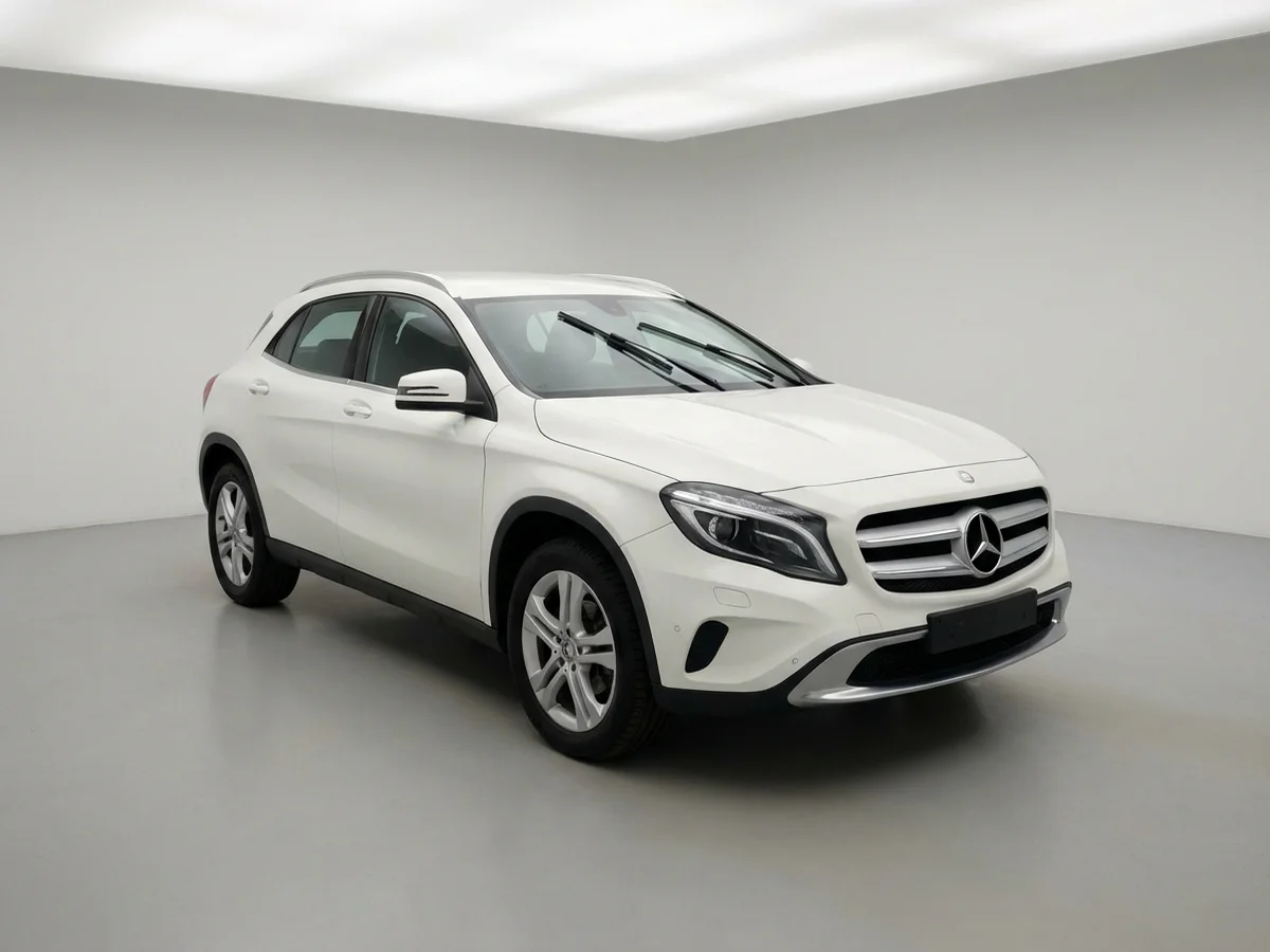 Wiper Blades for Mercedes-Benz GLA180 — Buy Custom Fit Blades - 1