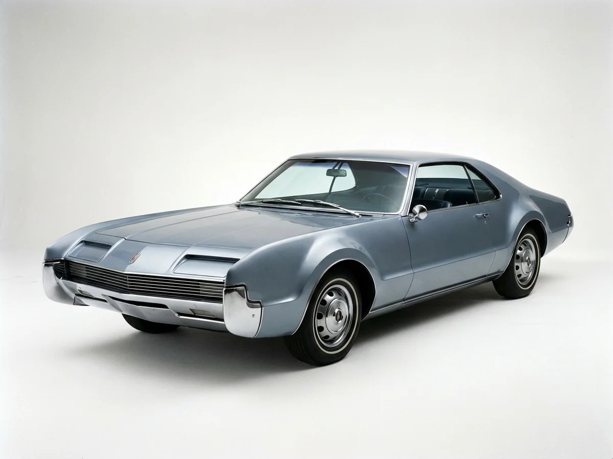 Wiper Blades for Oldsmobile Toronado — Buy Custom Fit Blades - 1