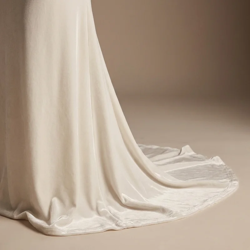 Margaux Velvet Fitted Midi Wedding Dress - 4