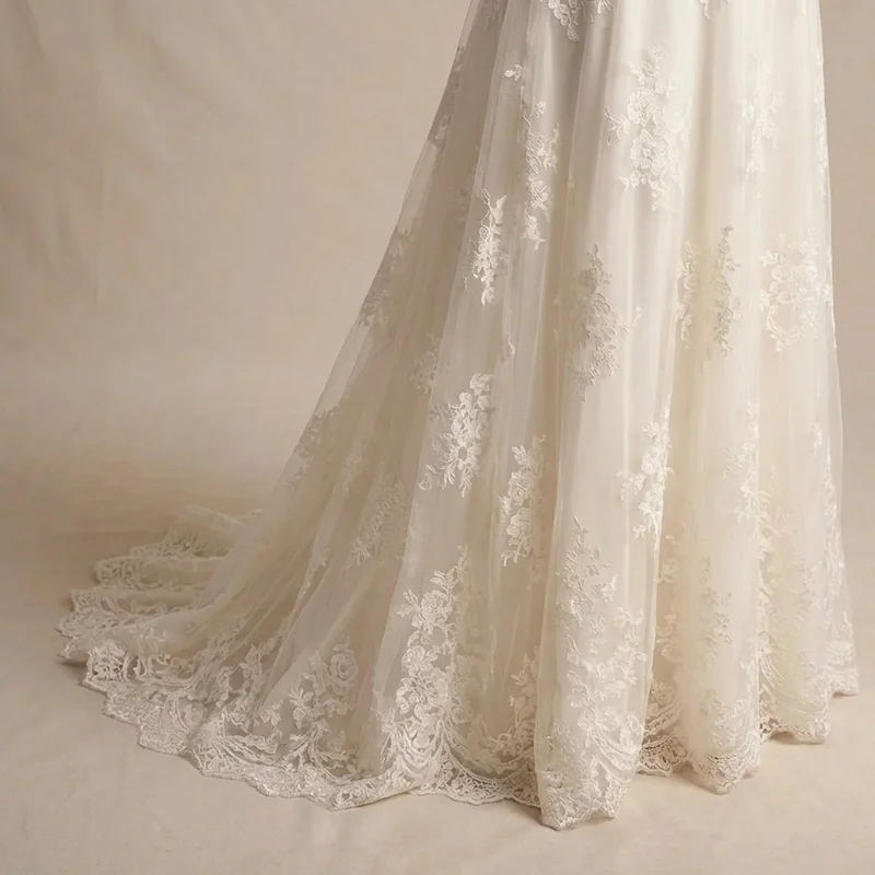 Marguerite Vintage Lace Long Sleeve Wedding Dress - 4