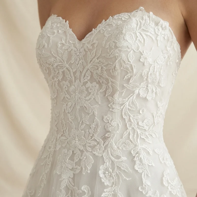 Romantic Lace & Tulle A-Line Wedding Dress - 3