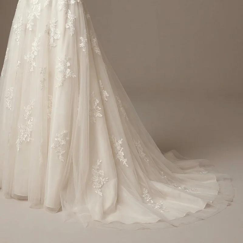 Seraphina Ivory Lace A-Line Wedding Dress - 4