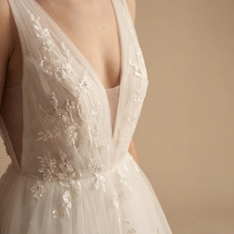 Dreamy Tulle V-Neck Princess Wedding Dress - 3